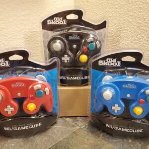 3 Gamecube Controllers - 3 Colors Bundle (NEW) - Red Blue Black - Nintendo